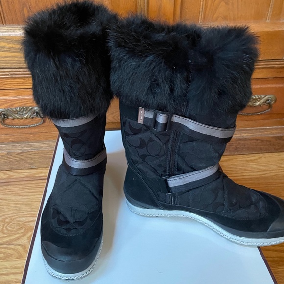 COACH signature boots - Picture 2 of 5